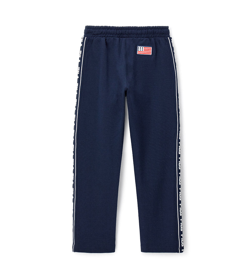 DFAV2597B_19-4111TCX_03